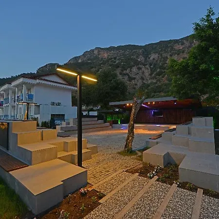 Belcekum 4* Ολουντενίζ